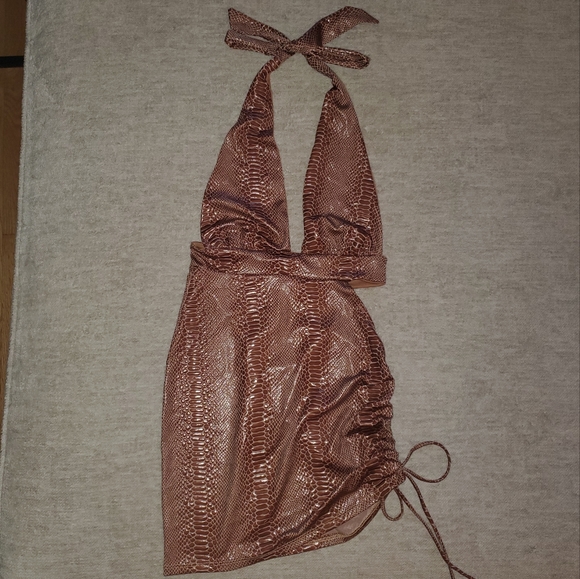 FAUX SNAKESKIN MINI DRESS 🖤 - Picture 3 of 7